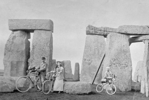 stonehenge bikes 2, Order of Bards, Ovates & Druids.